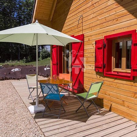 Chalet Des Noisettes Murol Eksteriør billede